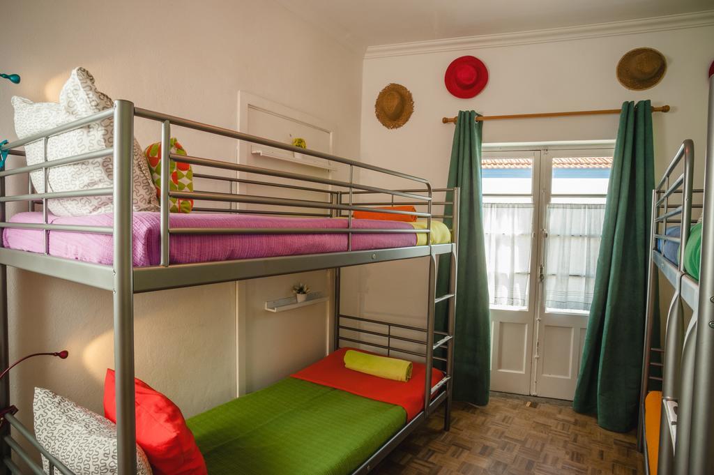 Fisherman'S House Hostel Ericeira Ngoại thất bức ảnh