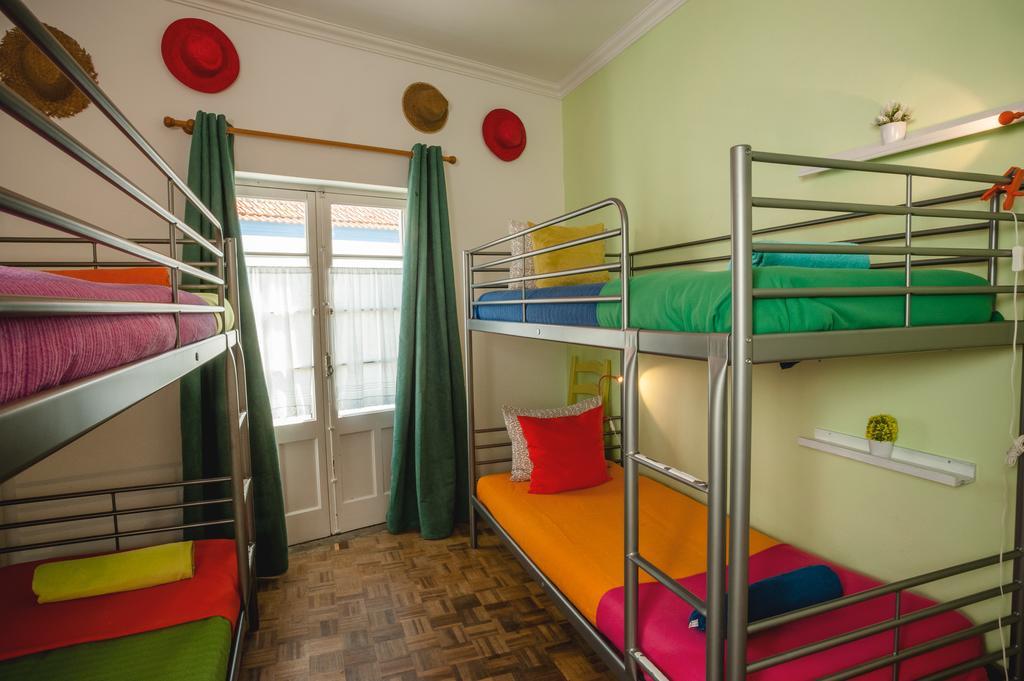 Fisherman'S House Hostel Ericeira Ngoại thất bức ảnh