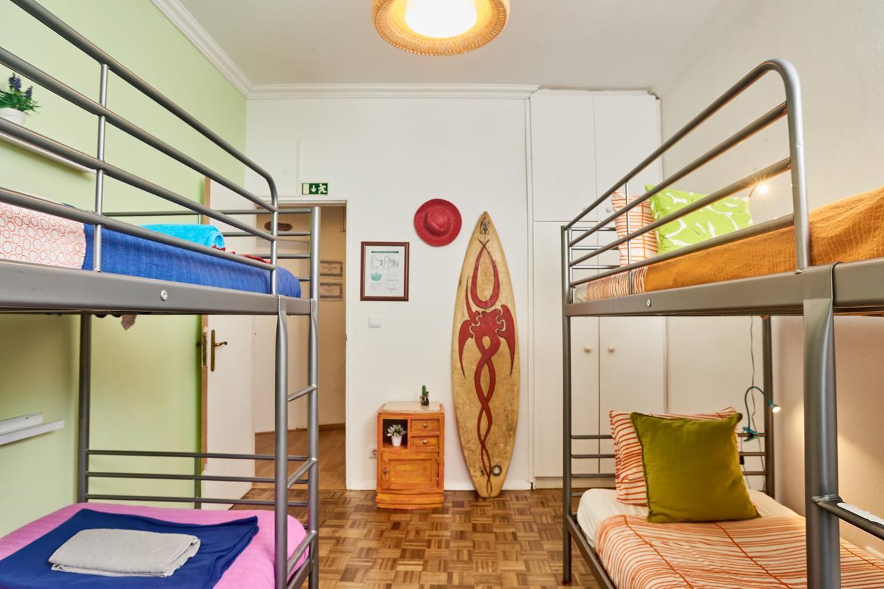 Fisherman'S House Hostel Ericeira Ngoại thất bức ảnh